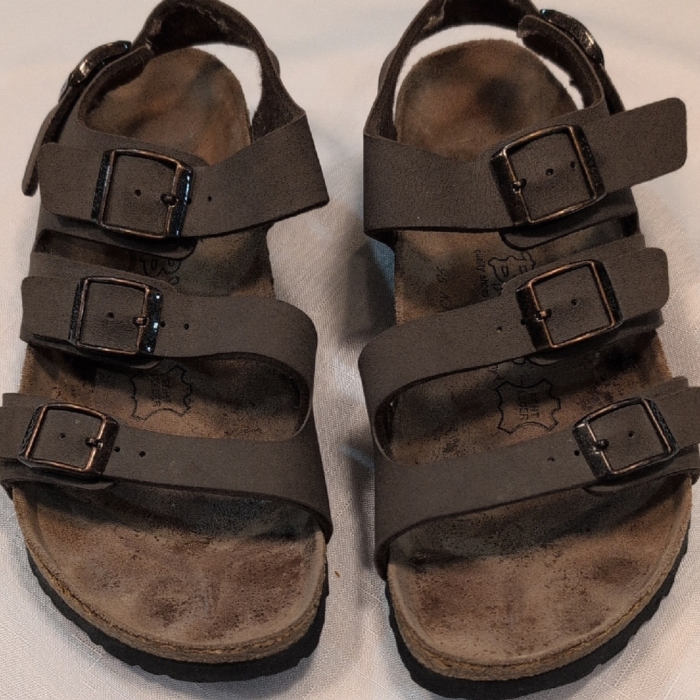 Brown Comfort Sandals with Adjustable Straps